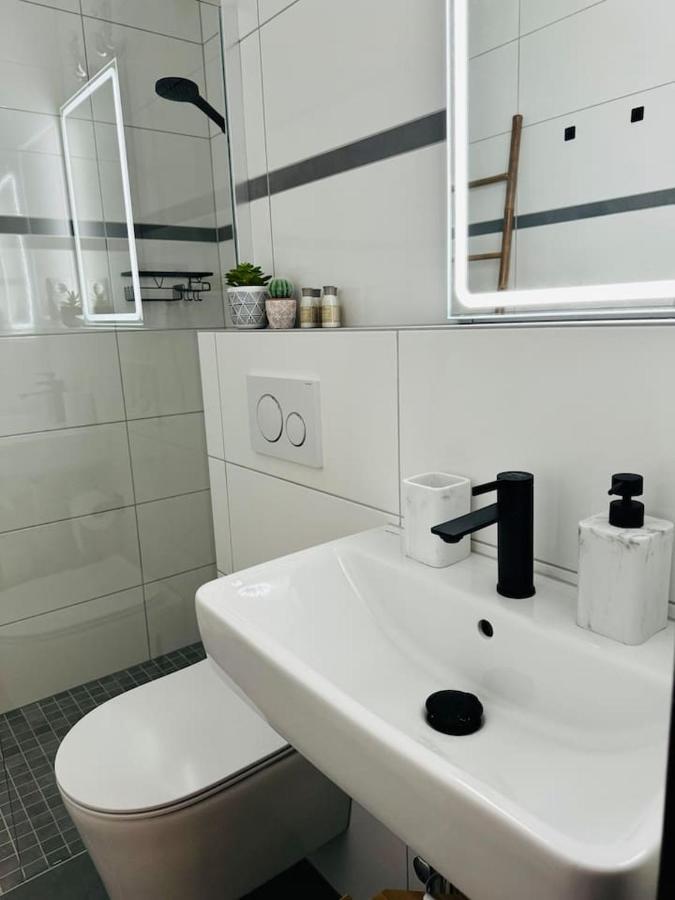Klassen Stay - Design Studio In 11 Etage - Tolle Aussicht - Sauna, Pool - Netflix Ланштайн Экстерьер фото